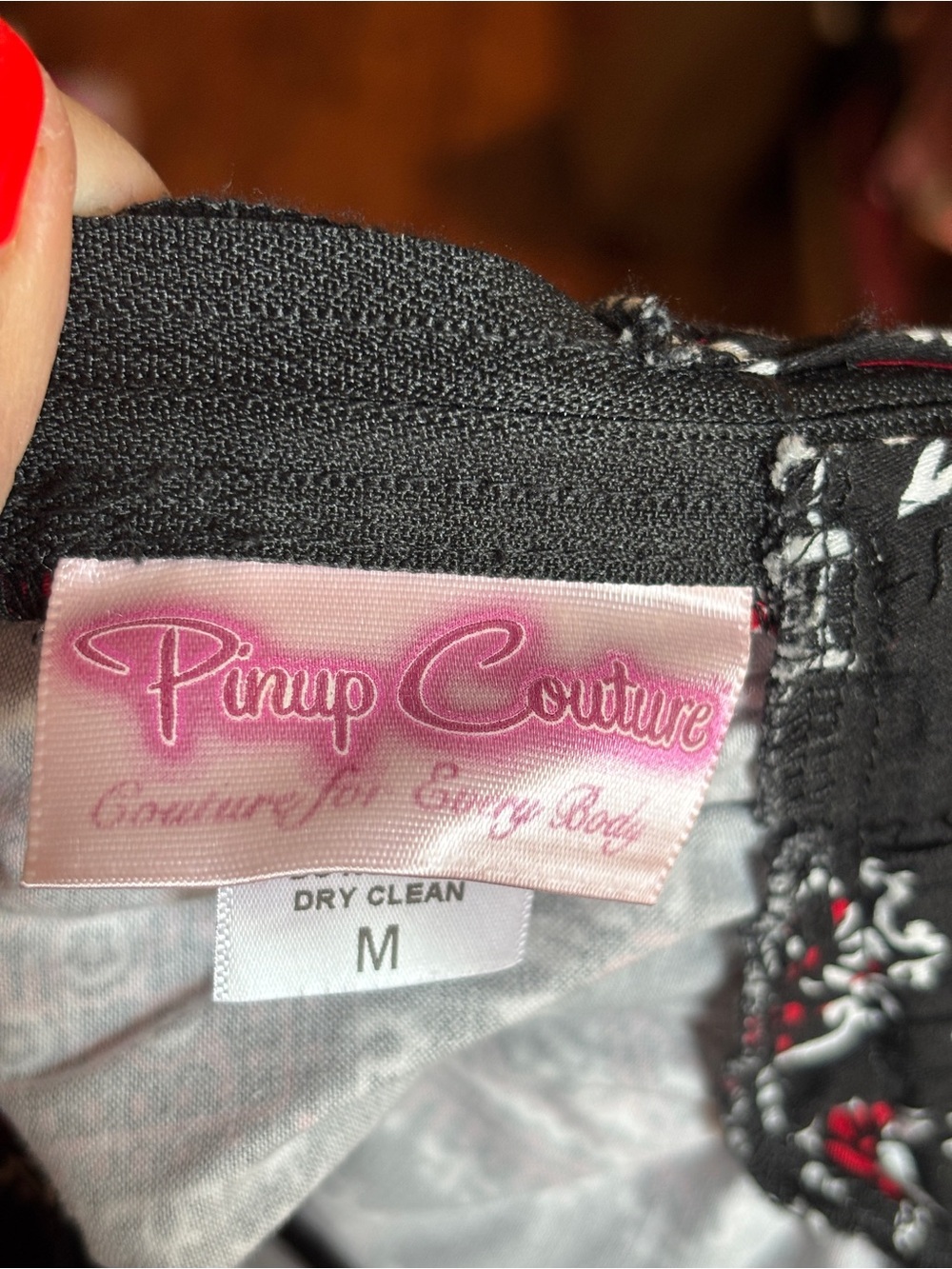 Pinup Couture Black with Red Bandana Print Retro Skirt - Picture 6 of 7